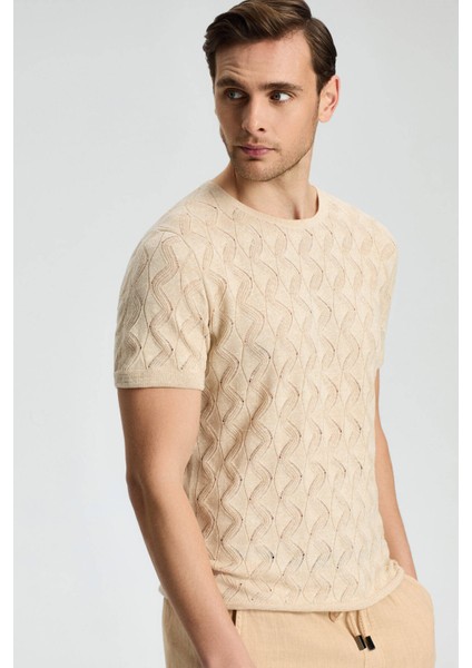 Keten Pamuk Karışım Sarmaşık Desen Bisiklet Yaka Krem Rengi T-Shirt