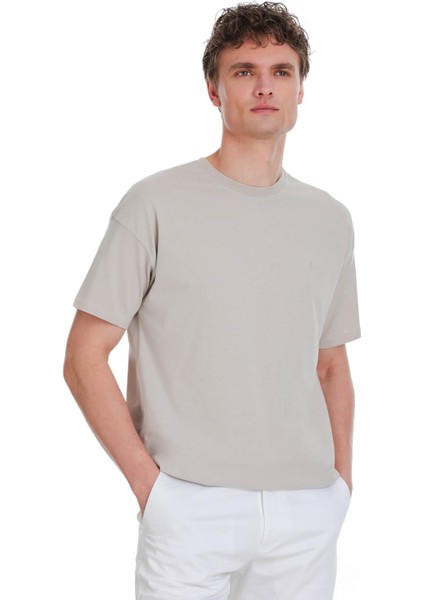 Ekru Regular Fit 100% Pamuk Bisiklet Yaka Oversize Tişört modelleri