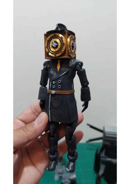 Skıbıdı Toılet Multıverse - Clockman Şibili Tuvalet Saat Adam Figür 15CM