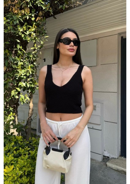 Kadın Askılı Ajurlu Triko Örme Bluz