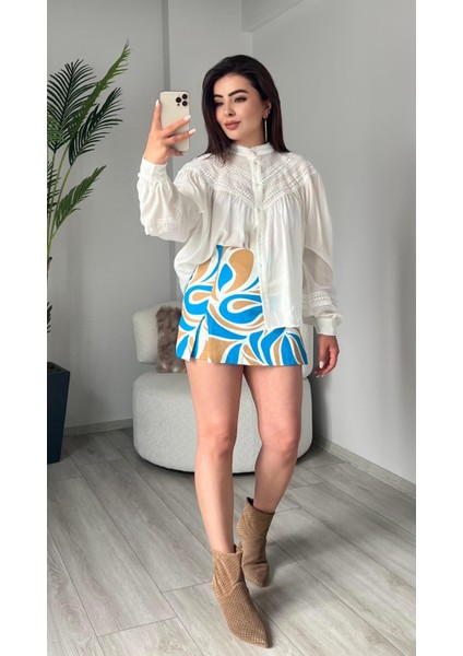 Desenli Önden Yırtmaçlı Şort Etek