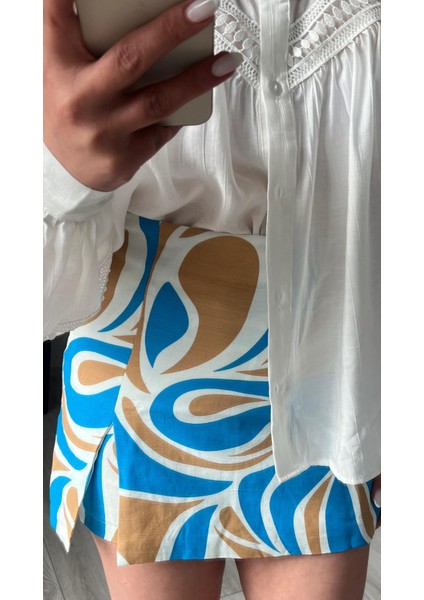 Desenli Önden Yırtmaçlı Şort Etek fiyatları