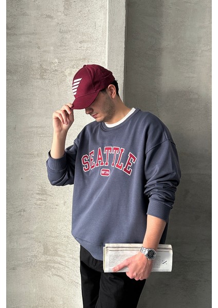 Erkek Seattle Baskılı Oversize Sweatshirt fırsatları