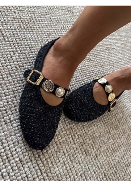 Velours Tüvit Kumaş Toka Detaylı Siyah Kadın Babet