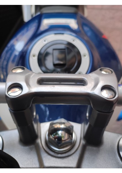 Hero Xpulse Motorsiklet 200 Gidon Yükseltme Aparatı Plastik 2,5cm