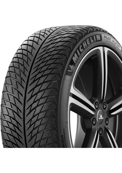 285/45 R22 114V Xl Pilot Alpin 5 Suv Oto Kış Lastiği (Üretim Yılı: 2023)
