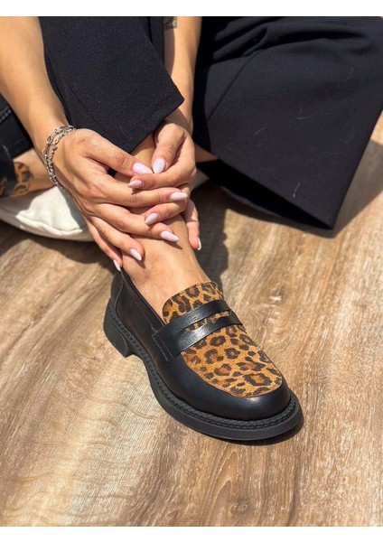 Minoa Deri Leopar Desenli Siyah Kadın Loafer indirimleri