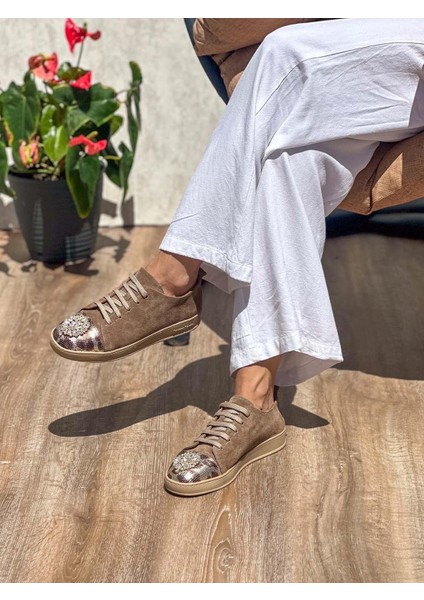 Noura Taş Detaylı Deri Kadın Sneaker