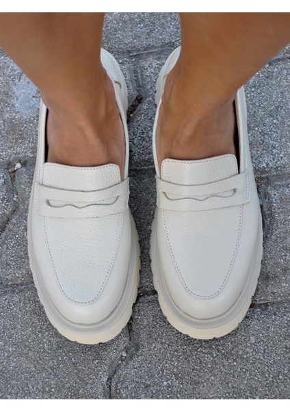 Phoenicia Deri Bej Kadın Loafer