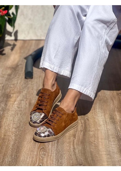 Noura Taş Detaylı Deri Kadın Sneaker fiyatları