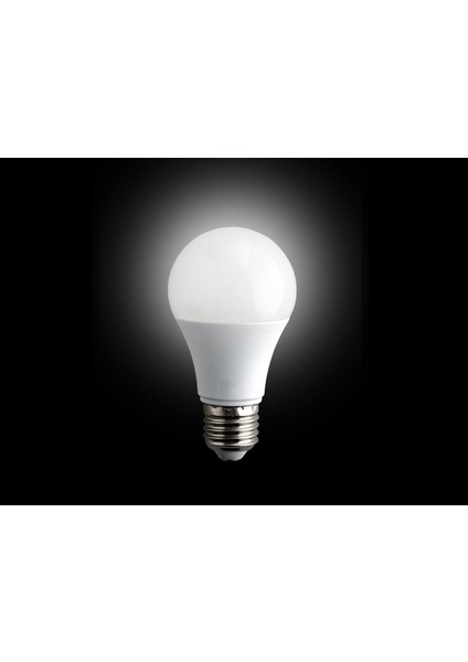 Tasarufflu LED Ampul 9W 12 ' Li 6500 K Beyaz Işık %85 Tasarruf Uzun Ömürlü LED Ampul