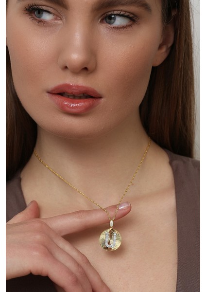 Kadın 925 Ayar Zirkon Taşlı Kişiye Özel Harf Kolye (Ü)