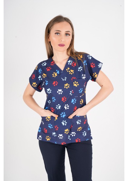 Unisex Pati Desenli Veteriner Doktor Hemşire Hastane Scrubs Tek Üst Üniforması