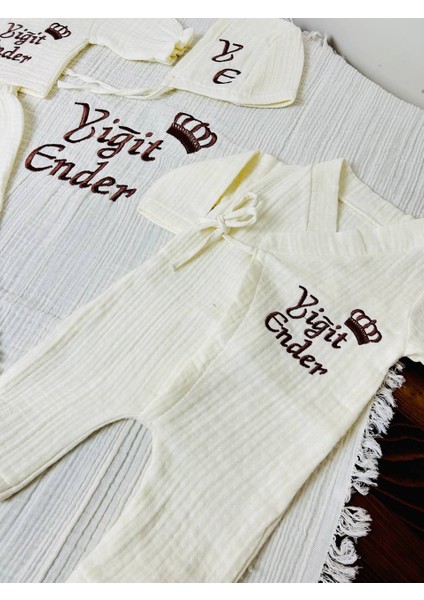 Insta Bebe Müslin Tulum Şapka Zıbın Pijama ve Battaniye Nakış Işleme Isimli %100 Pamuk