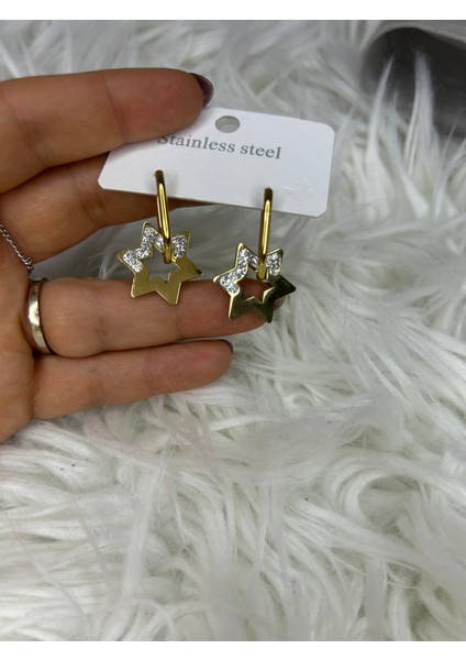 Badelis Çelik Gold Taş Detaylı Sallantılı Yıldız Model Küpe