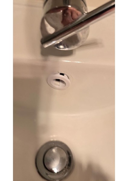 Lavabo Taşma Yüzüğü Çerçeve P1063051 Sadece Plastik Aparattır. Sadece Plastik Aparattır. modelleri