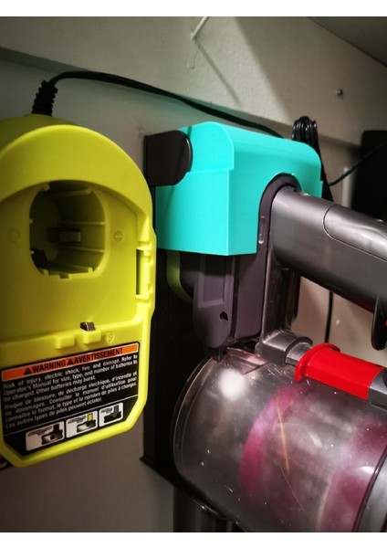 Dyson V6 Ryobi Pil Mod Duvar Montaj Adaptörü P1016910 Sadece Plastik Aparattır. Sadece Plastik Aparattır.