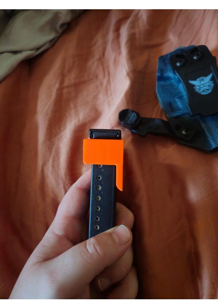 Glock Mag Tutucu P1124657 Sadece Plastik Aparattır.