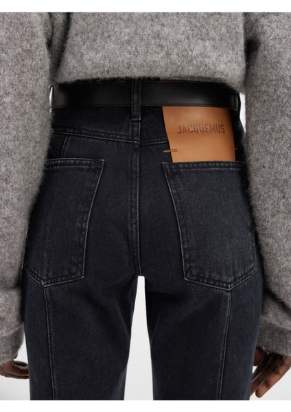 Yüksek Bel Cropped Flared Jeans Over Dyed Siyah Denim ile Şıklığı Yakalayın