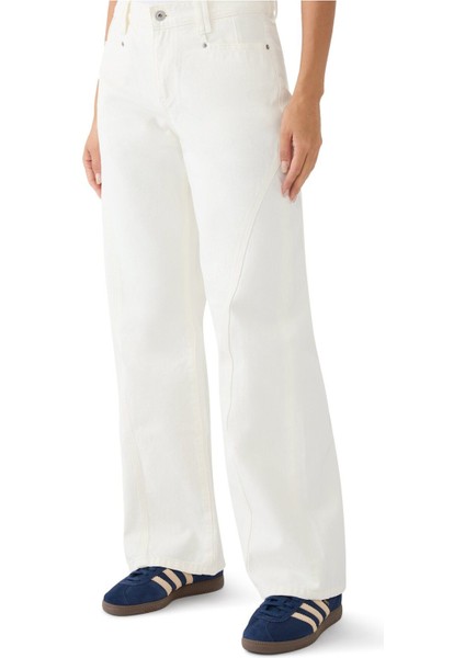 Şık ve Sürdürülebilir Mid-Rise Kot Pantolon