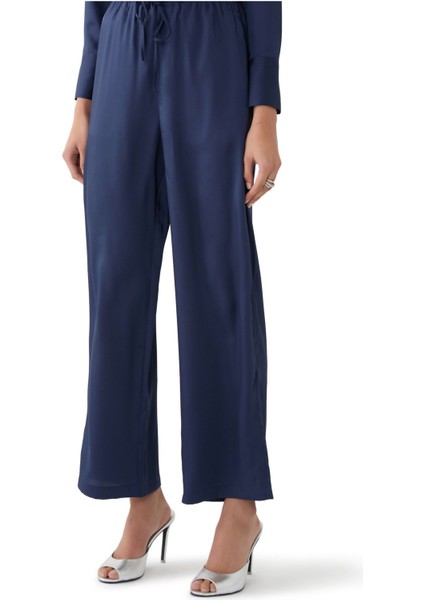 Kadın Geniş Paça Pantolon indirimleri