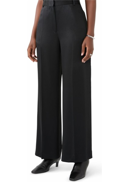 Yırtmaçlı Paçalı Pantolon indirimleri