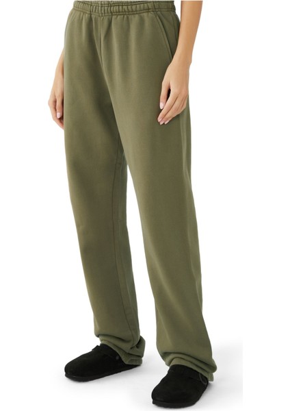 Düz Kesim Rahat Pantolon indirimleri