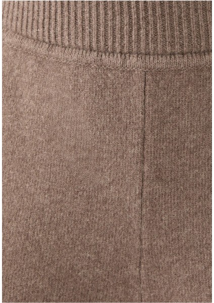 Relax-Fit Triko Pantolon fırsatları