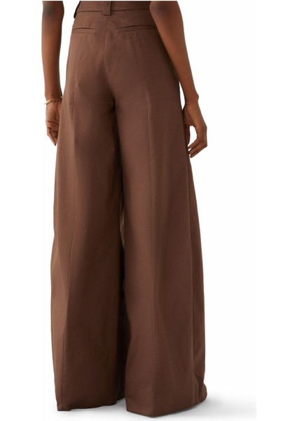 Şıklığı Yansıtan Gabardin Pantolon
