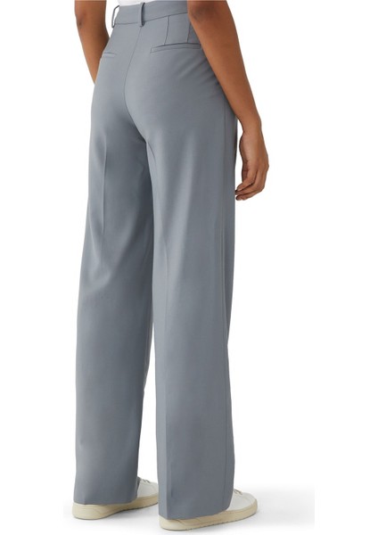 Modern Kesim Gri Pantolon modelleri