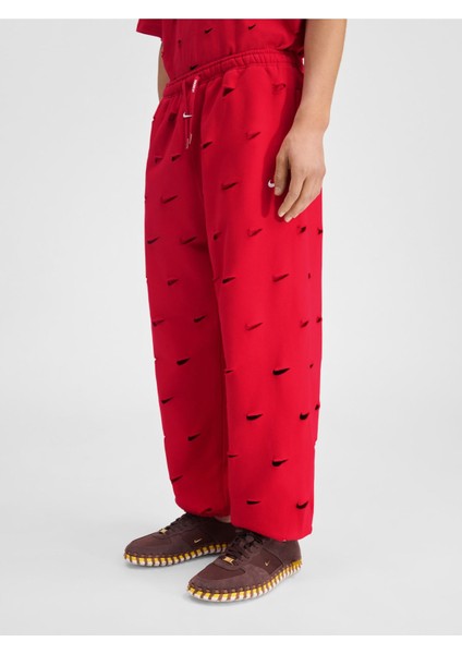 Swoosh Cut Jogging Pantolon Rahat Kesim ve Şık Tasarım fırsatları