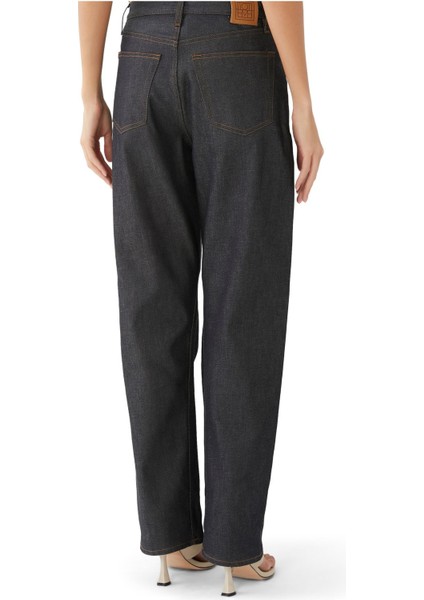 Eğlenceli Dikişli Kot Pantolon modelleri