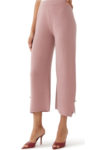 Düğme Detaylı Kısa Pantolon indirimleri