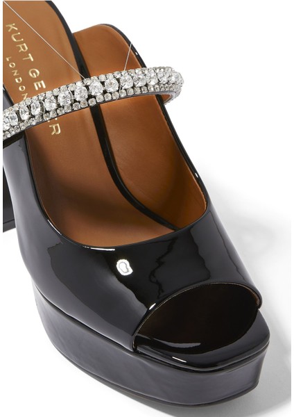 Yüksek Topuklu Siyah Deri Peep-Toe Sandalet