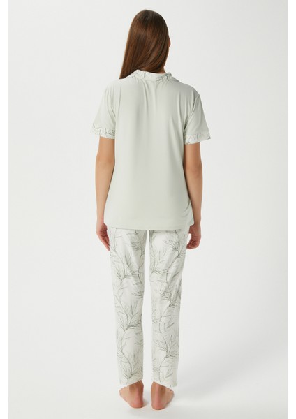 Kadın Andra Yeşil Dal Desen Ön Düğmeli Kısa Kol Alt Üst Pijama Takımı