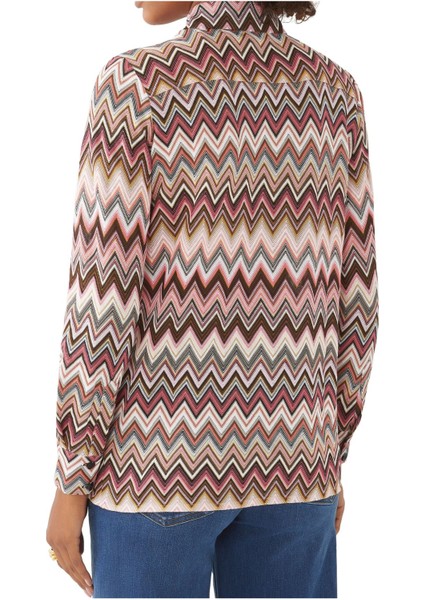 Renkli Kıvrımlı Tişört modelleri