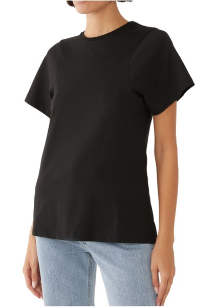 Eğimli Dikişli Tişört - Siyah indirimleri