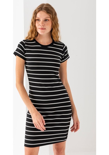 Kadın Bisiklet Yaka Kısa Kol Çizgili Elbise Siyah Beyaz - 25539