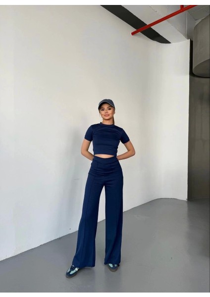 Osy Modal Yumuşak Dokulu Kumaş Kısa Kollu Crop Rahat Pantalon Ikili Takım - Lacivert