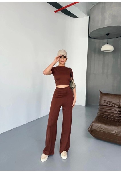 Osy Modal Yumuşak Dokulu Kumaş Kısa Kollu Crop Rahat Pantalon Ikili Takım - Kahverengi