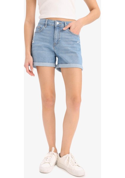 Normal Bel Yıkamalı Cepli Duble Paça Jean Şort E0701AX25SM