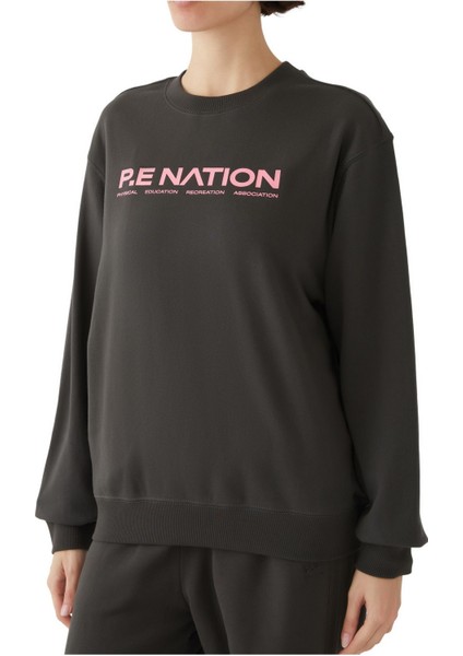 Şık ve Rahat Sweatshirt