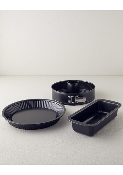 Patisserie Karbon Çelik Klasik 4 Prç Kek Kalıbı 29,5X26X26X28 cm Siyah