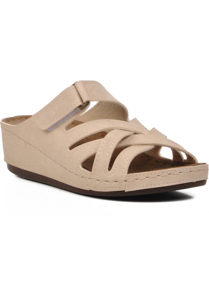 Bej Kadın Terlik modelleri