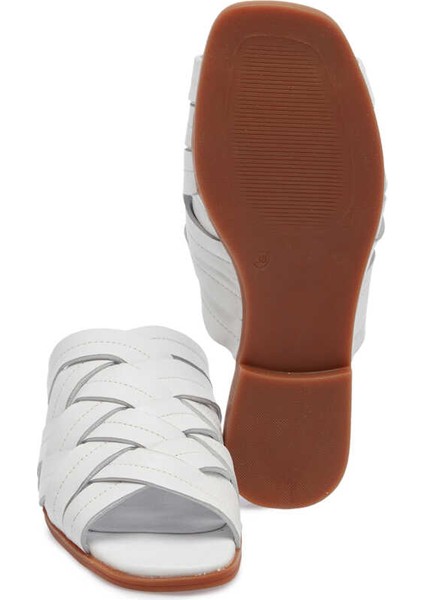 Beyaz Hakiki Deri Kadın Terlik - K24Y1TR67421-A26 fırsatları