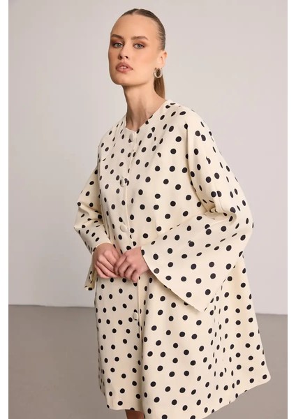 Puanlı Saten Kaftan - Ekru