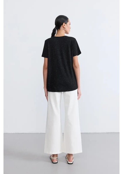 V Yaka Simli T-Shirt - Siyah