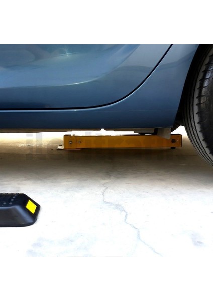 75 cm Yukarıdan Kilitli Otopark Direği – 2'li Park Bariyeri Seti