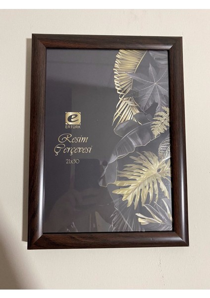 A4 Çerçeve 21 x 30 cm | Camlı Duvar ve Masa Çerçevesi | Asılabilir Çerçeve indirimleri