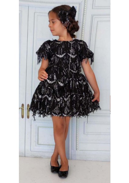 Kız Çocuk Üzeri Pulpayet Işlemeli Püsküllü Parlak Siyah Elbise fiyatları